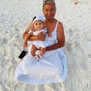 Meet your Posher, Iris noemi